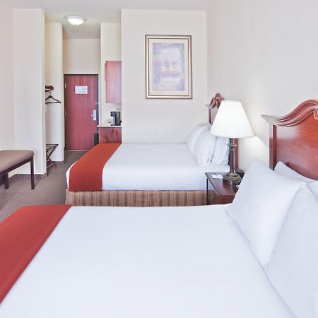 Holiday Inn Express Hotel & Suites Woodward Hwy 270 By Ihg Luaran gambar